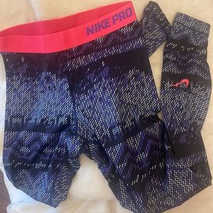 Nike pro, dry-fit leggings/workout pants💜🩷